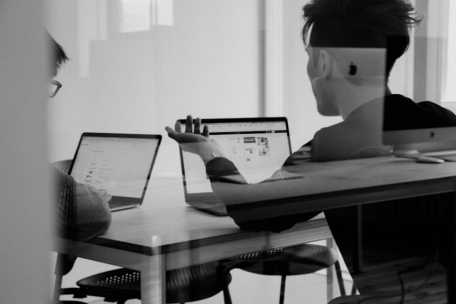 Internovas engineers pairing on the tracking platform